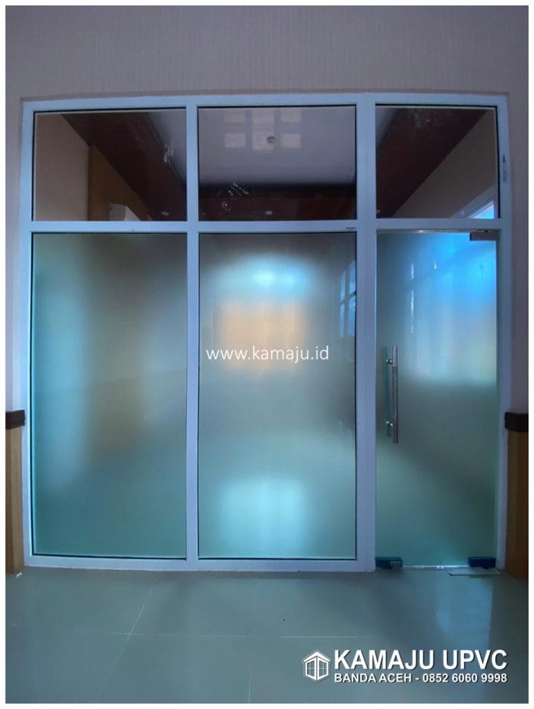 Partisi Kaca dan UPVC