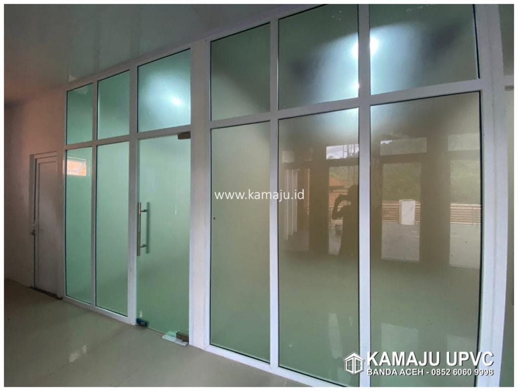 Partisi Kaca dan UPVC